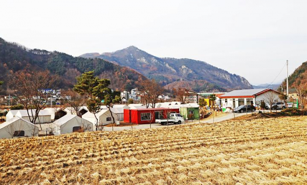 강촌하늘아래