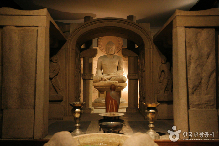 눈으로 보고 마음으로 느끼는 경주 미술·박물관 여행 눈으로 보고 마음으로 느끼는 경주 미술·박물관 여행