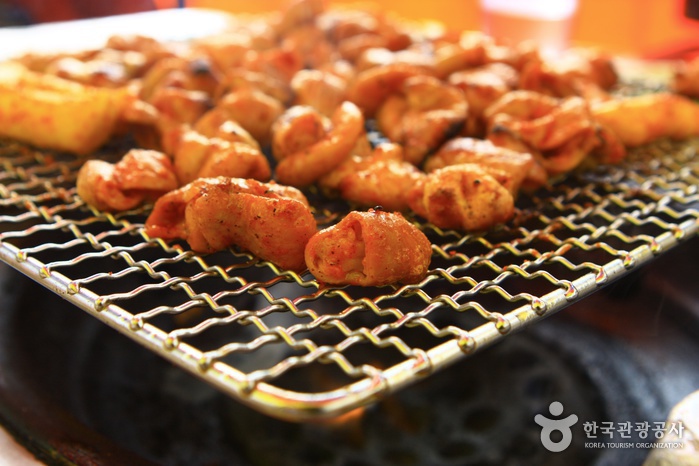 김광석 노래 부르며 별미체험