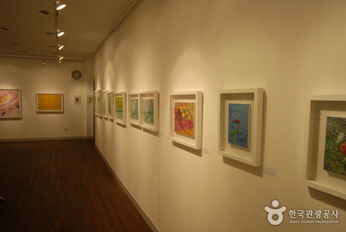 하나아트갤러리