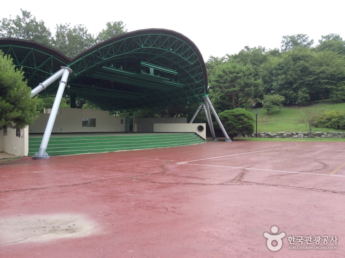 한국과학기술원 강당 / 노천극장