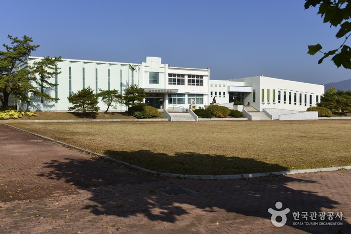 상주의 오래된 유적지와 자전거 역사 여행을 함께 상주의 오래된 유적지와 자전거 역사 여행을 함께