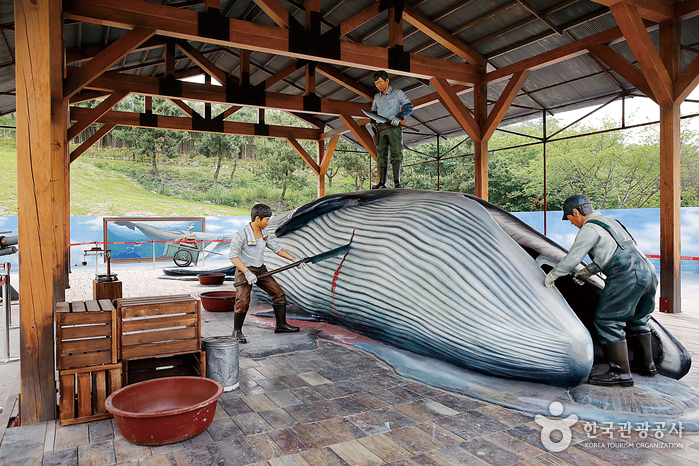 자! 떠나자! 울산에 고래 보러! 자! 떠나자! 울산에 고래 보러!