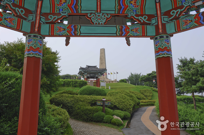 고양시의 한적한 능원과 행주산성 유적지를 거닐다