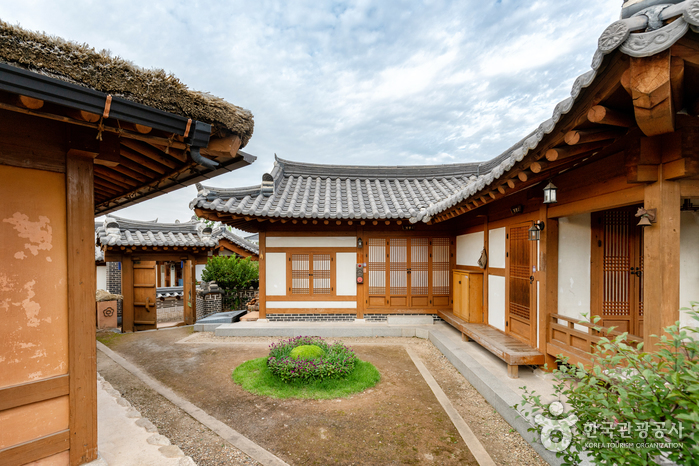 한옥마을부터 천혜비경의 섬까지 충남 1박2일 추천코스