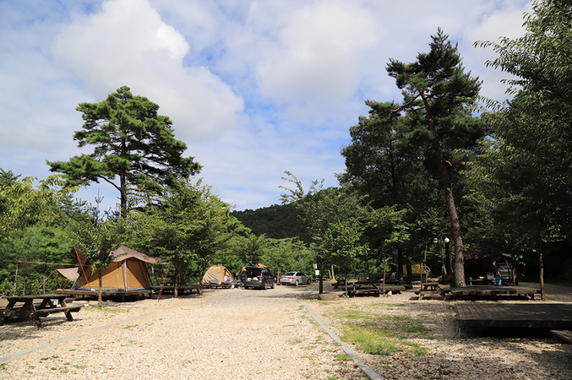 국립검봉산자연휴양림야영장